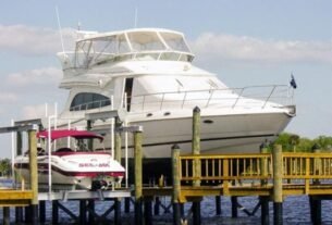 Boat Lift Service